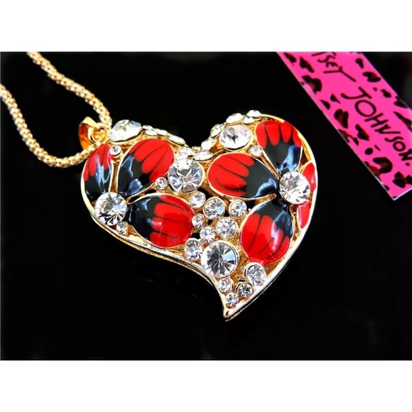Betsey Johnson Jewelry - Betsey Johnson crystal heart necklace NWT
